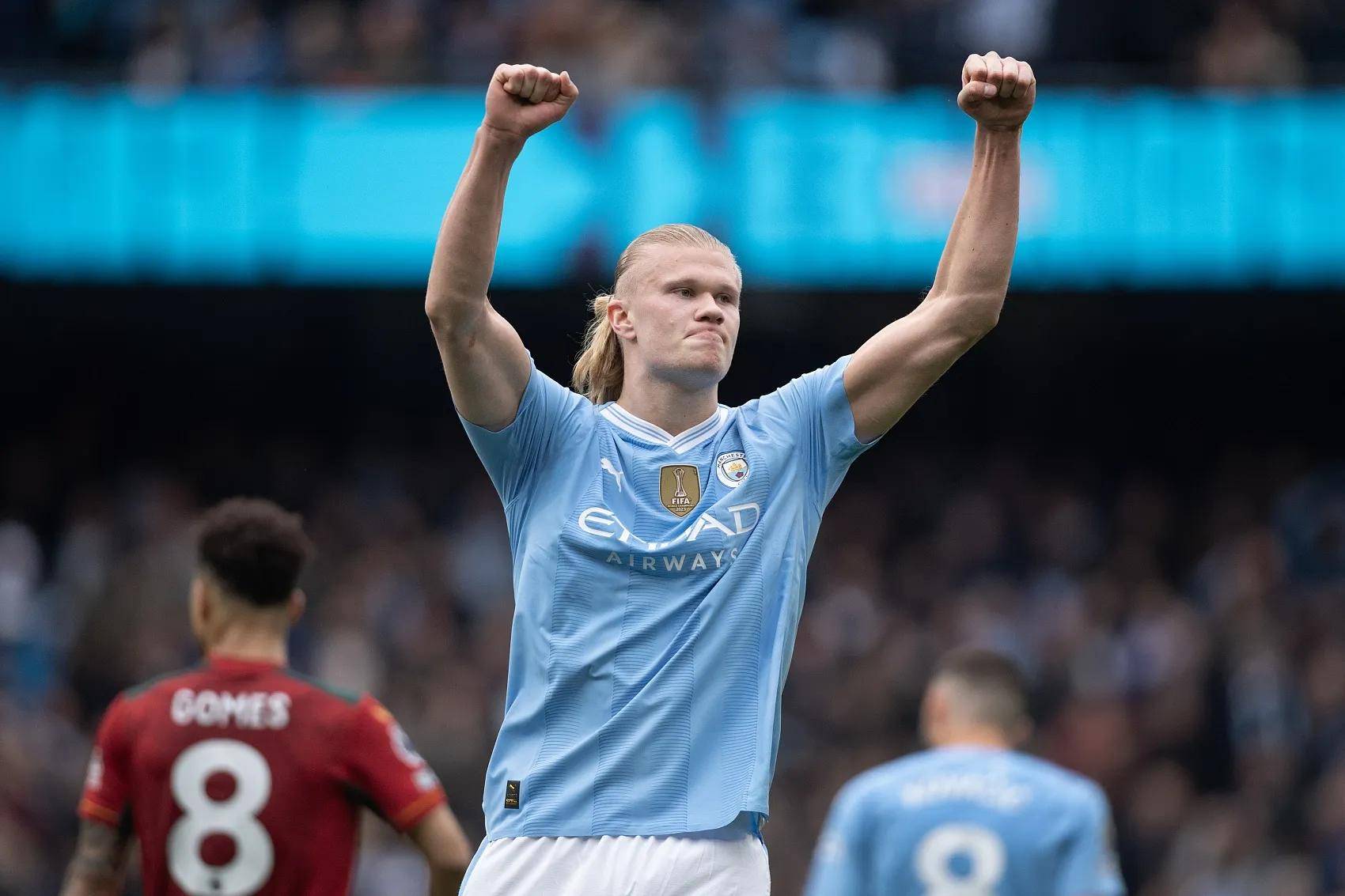 西蒙尼：我们一直在练定位球；现在不考虑前八只考虑奥维耶多（西蒙尼：定位球练不停；当下不看前八只盯奥维耶多）