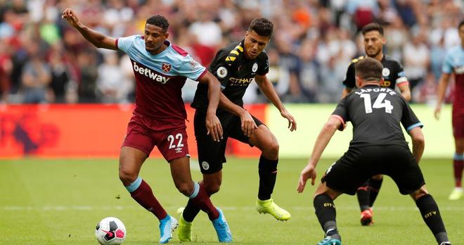 米体：热格罗瓦身体状态完全恢复，踢那不勒斯能增加出场时间（米兰体育报：热格罗瓦已完全康复，对阵那不勒斯有望增加出场时间）