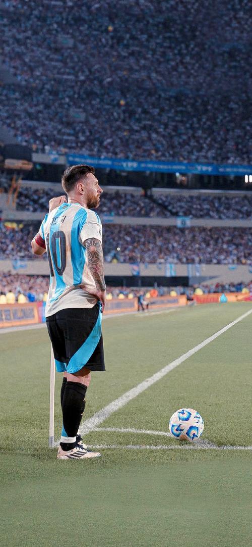 西足协主席：很满意世界杯分组；将尽快敲定与阿根廷的超级杯（西足协主席满意世界杯抽签结果 承诺尽快敲定对阵阿根廷的超级杯）