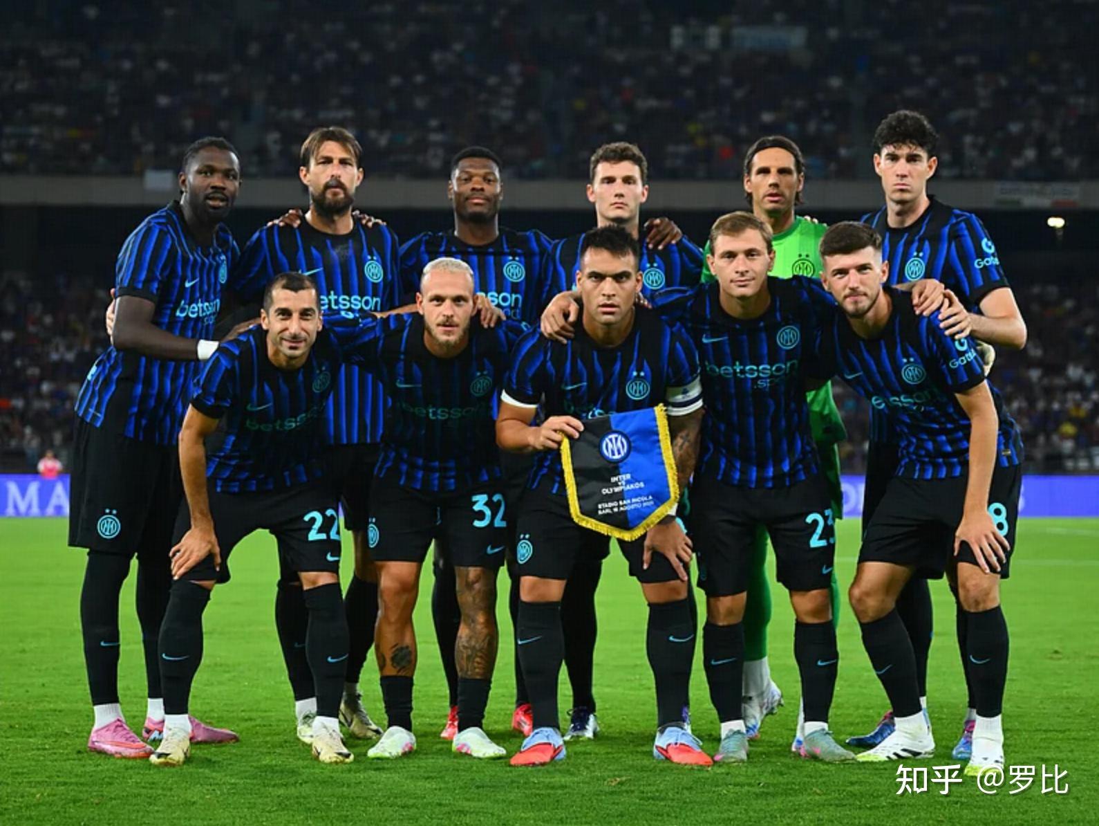 跟队记者：米兰将在周五和维尔图斯恩泰拉进行友谊赛（记者：米兰周五将与维尔图斯恩泰拉进行热身赛）