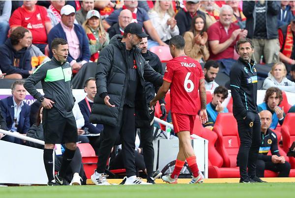 传闻：曼联、罗马和斯图加特也在关注18岁昂热前锋谢里夫（曝18岁昂热前锋谢里夫获曼联、罗马与斯图加特关注）