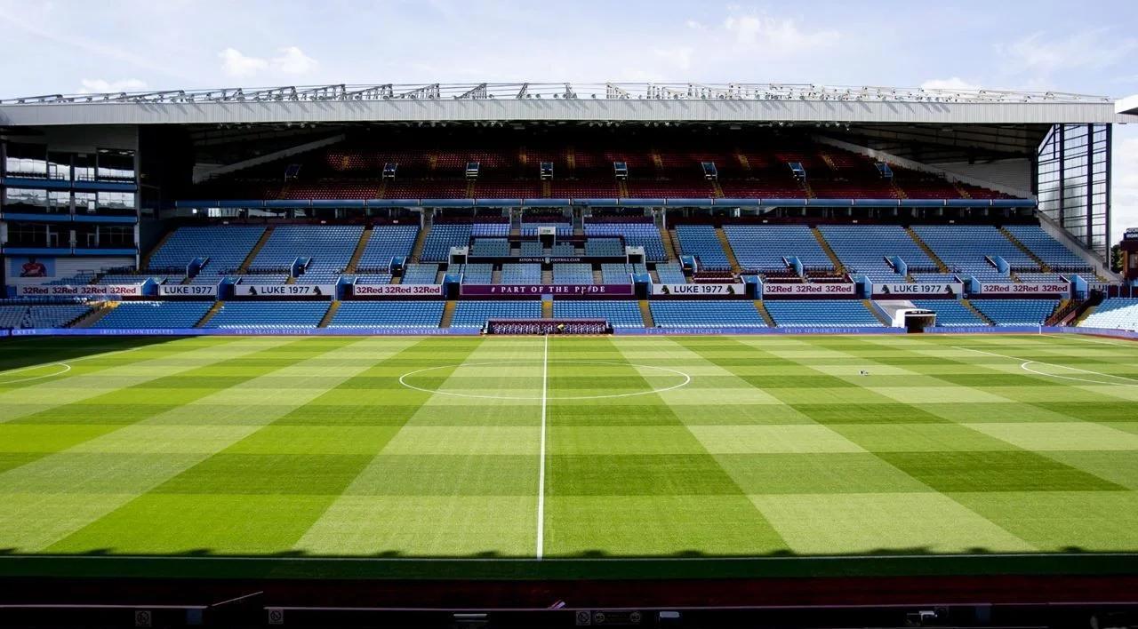 三连败！利物浦1-4埃因霍温，范戴克送点，德里乌赫双响（利物浦三连败：1-4负于埃因霍温，范戴克献点，德里乌赫梅开二度）