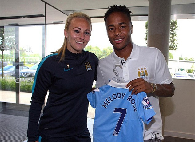 拉科鲁尼亚核心佩克：梦想为皇萨效力，希望能入选西班牙队（拉科鲁尼亚核心佩克：渴望披上皇马或巴萨战袍，盼获西班牙国家队征召）