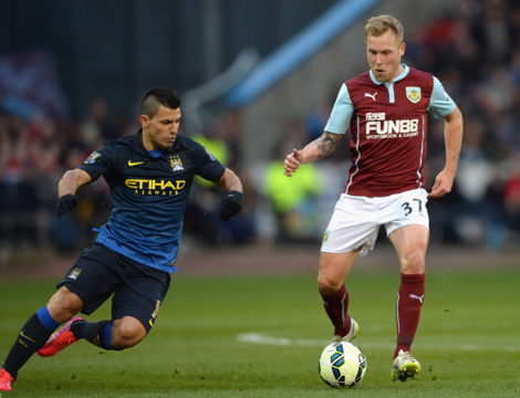 欧冠半场：吉马良斯意外乌龙送分，勒沃库森暂1-0纽卡